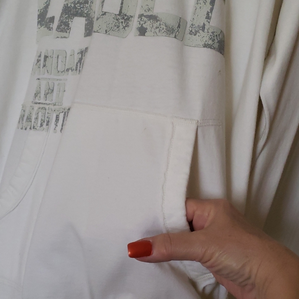 American Eagle Hoodie - Picture 4 of 5
